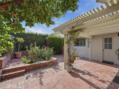 2037 S Capella Court, Costa Mesa, CA