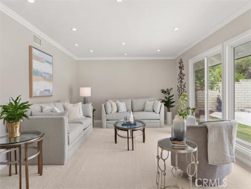 2904 Club House Road, Costa Mesa, CA