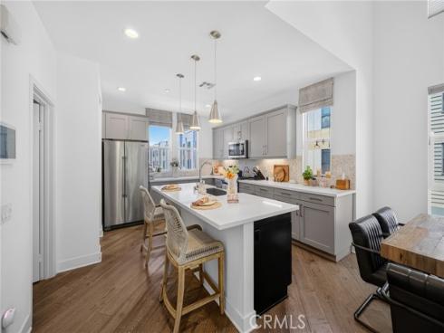 1687 Grand View , Costa Mesa, CA