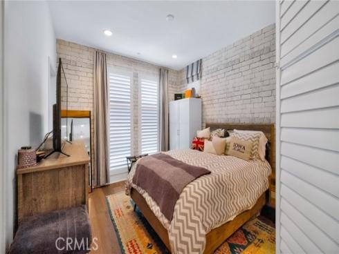 1687 Grand View , Costa Mesa, CA