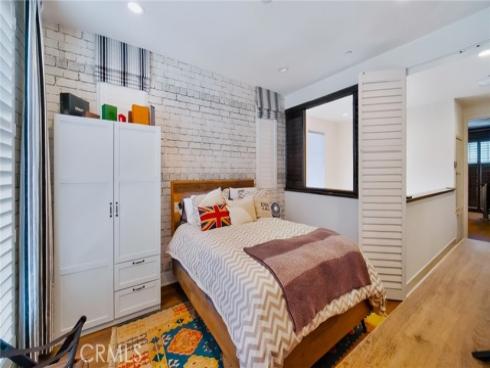 1687 Grand View , Costa Mesa, CA