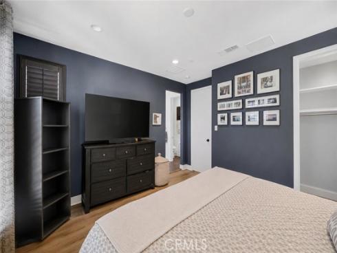 1687 Grand View , Costa Mesa, CA