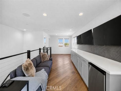 1687 Grand View , Costa Mesa, CA