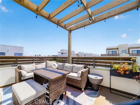 1687 Grand View , Costa Mesa, CA