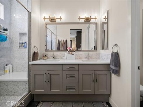 1687 Grand View , Costa Mesa, CA
