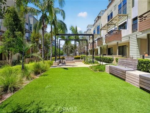 1687 Grand View , Costa Mesa, CA