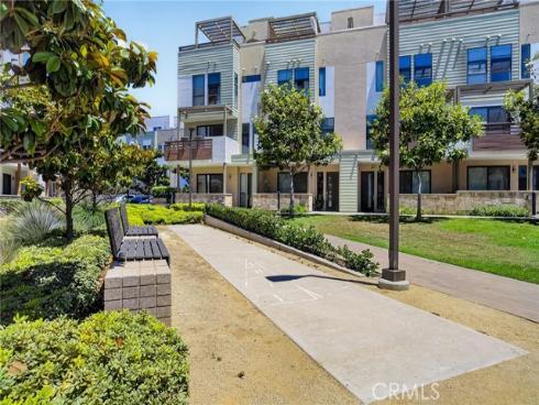 1687 Grand View , Costa Mesa, CA