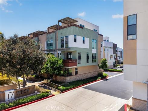 1687 Grand View , Costa Mesa, CA
