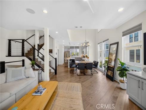 1687 Grand View , Costa Mesa, CA