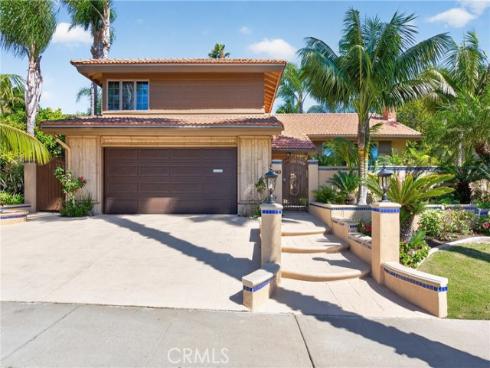 2740 Cardinal Drive