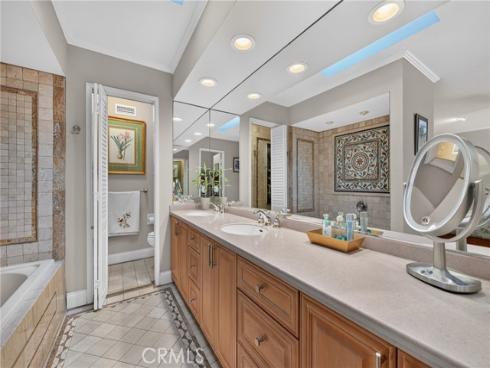 2740 Cardinal Drive, Costa Mesa, CA