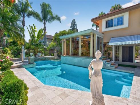 2740 Cardinal Drive, Costa Mesa, CA