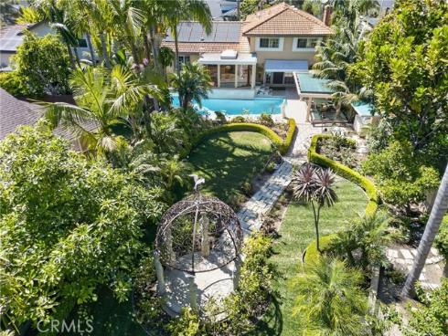 2740 Cardinal Drive, Costa Mesa, CA