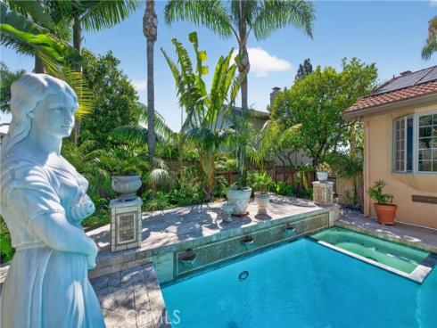 2740 Cardinal Drive, Costa Mesa, CA