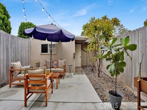 1424 Deauville Place, Costa Mesa, CA