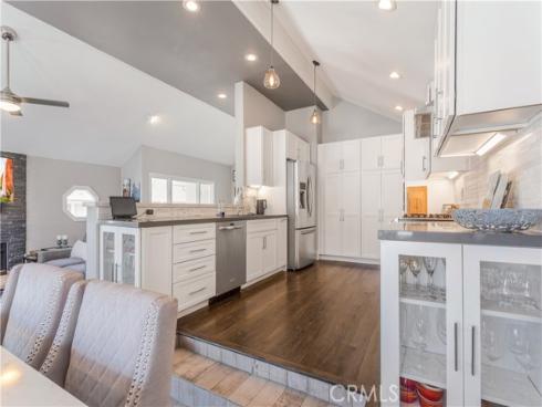 2463 Irvine A2 Avenue, Costa Mesa, CA