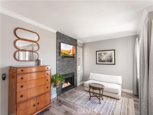 2463 Irvine A2 Avenue, Costa Mesa, CA