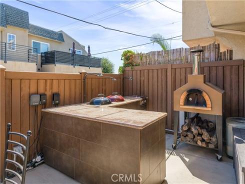 2463 Irvine A2 Avenue, Costa Mesa, CA