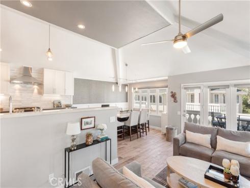 2463 Irvine A2 Avenue, Costa Mesa, CA