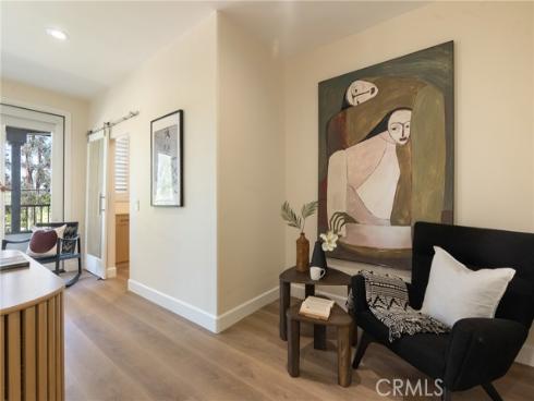 267 Mesa Dr , Costa Mesa, CA