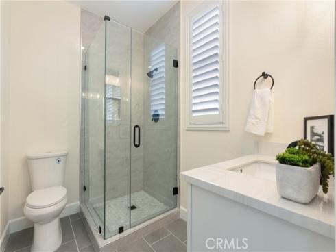 267 Mesa Dr , Costa Mesa, CA