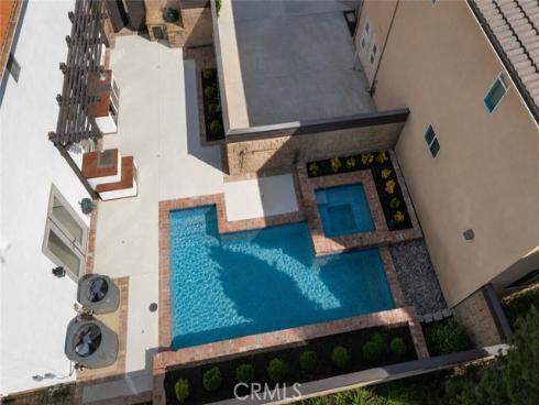 267 Mesa Dr , Costa Mesa, CA