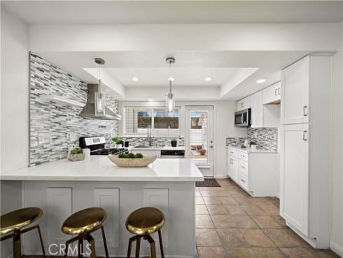 590 Traverse Drive, Costa Mesa, CA