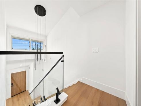 3368 California , Costa Mesa, CA
