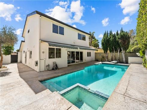3368 California , Costa Mesa, CA