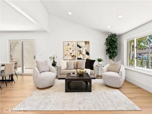 3368 California , Costa Mesa, CA
