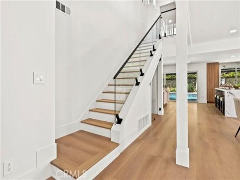 3368 California , Costa Mesa, CA