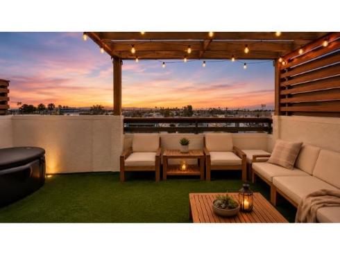 1648  Topanga  , Costa Mesa, CA
