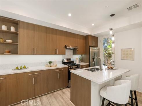 730 Lynn Court, Costa Mesa, CA