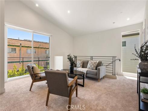 730 Lynn Court, Costa Mesa, CA