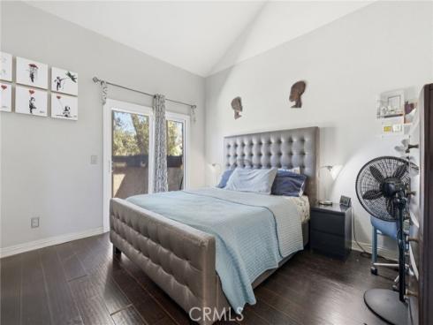 905 Hyde Court, Costa Mesa, CA