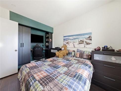 905 Hyde Court, Costa Mesa, CA