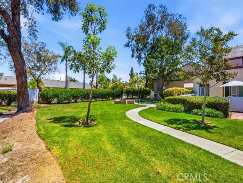 905 Hyde Court, Costa Mesa, CA