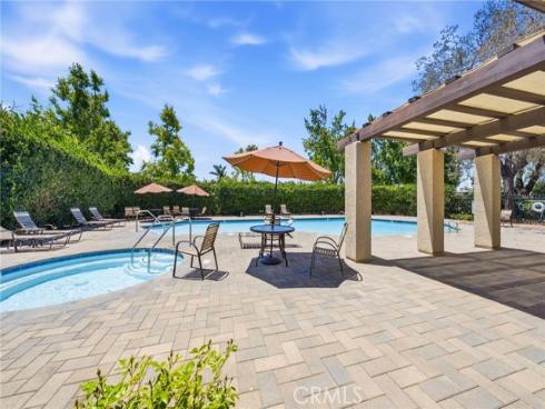 905 Hyde Court, Costa Mesa, CA