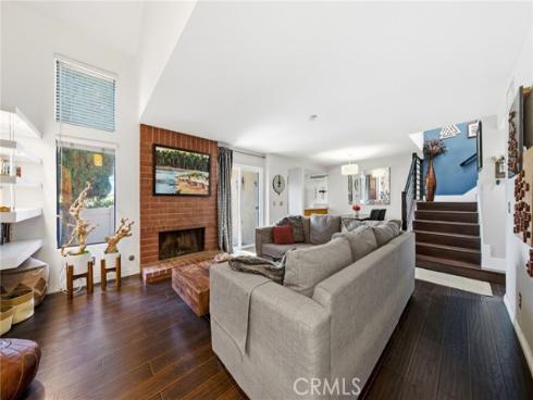 905 Hyde Court, Costa Mesa, CA