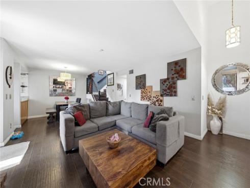 905 Hyde Court, Costa Mesa, CA