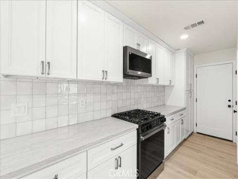 1945 Sundance , Costa Mesa, CA