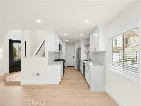 1945 Sundance , Costa Mesa, CA