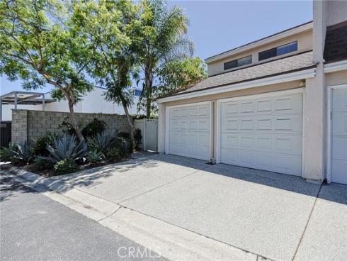 444 Bryson Springs , Costa Mesa, CA