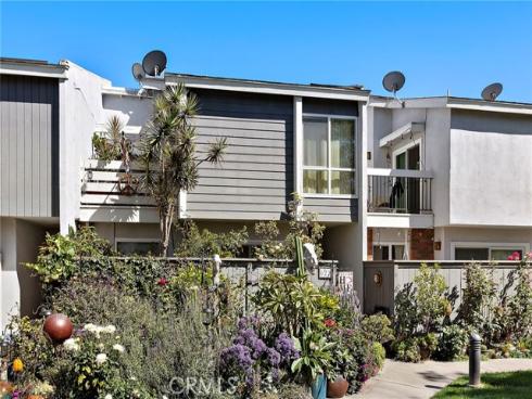 622 Whitney Way, Costa Mesa, CA
