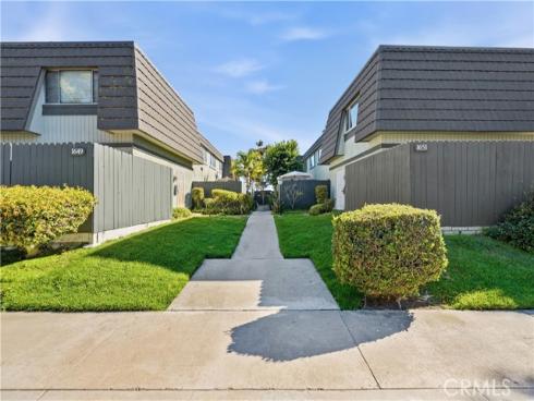 1651 Iowa C Street, Costa Mesa, CA