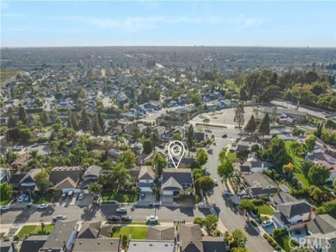 2751 Canary Drive, Costa Mesa, CA