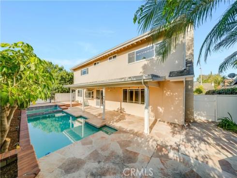 2751 Canary Drive, Costa Mesa, CA