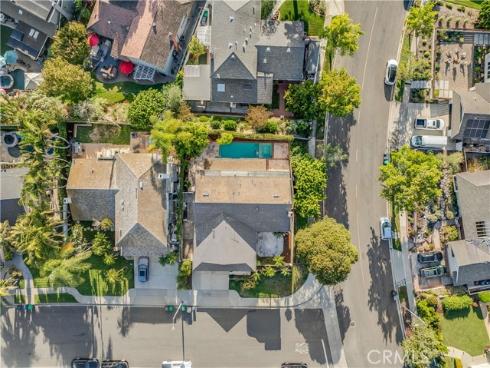 2751 Canary Drive, Costa Mesa, CA