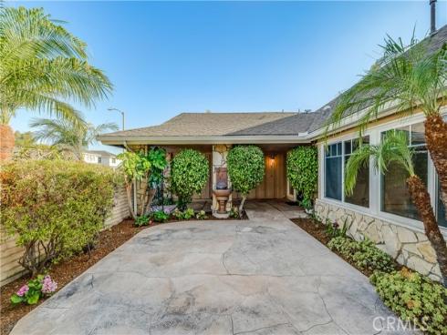 2751 Canary Drive, Costa Mesa, CA