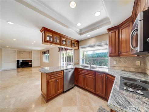 2751 Canary Drive, Costa Mesa, CA